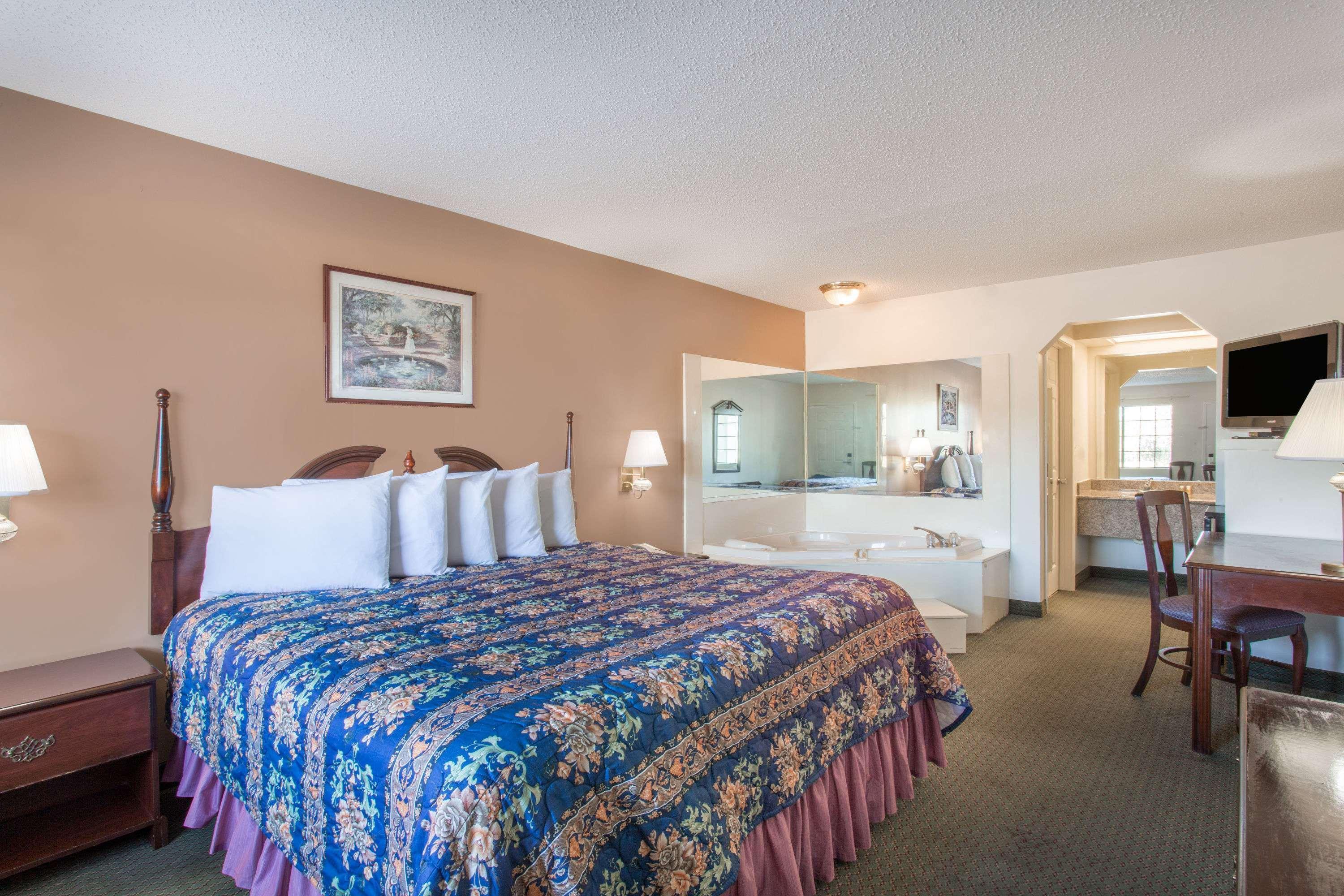 Days Inn By Wyndham Picayune Kültér fotó