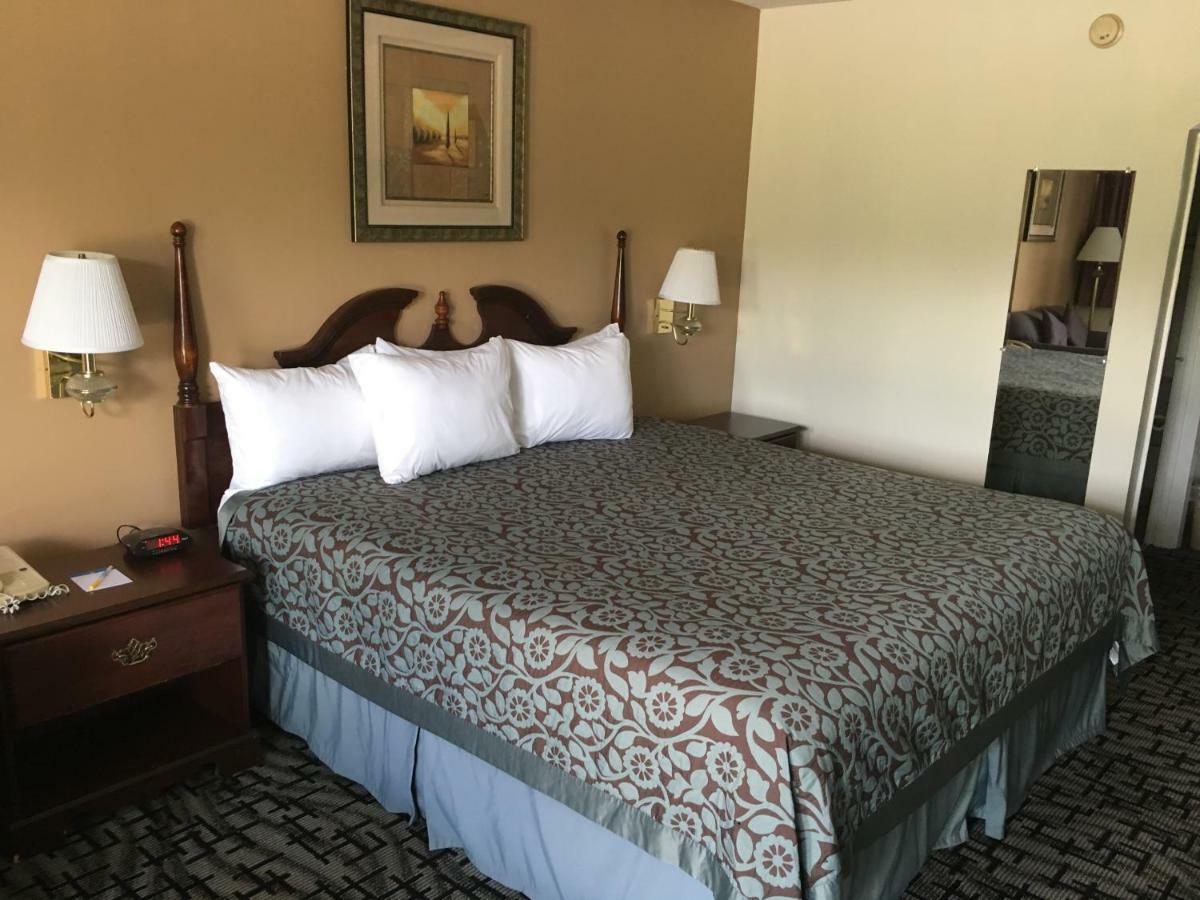 Days Inn By Wyndham Picayune Kültér fotó