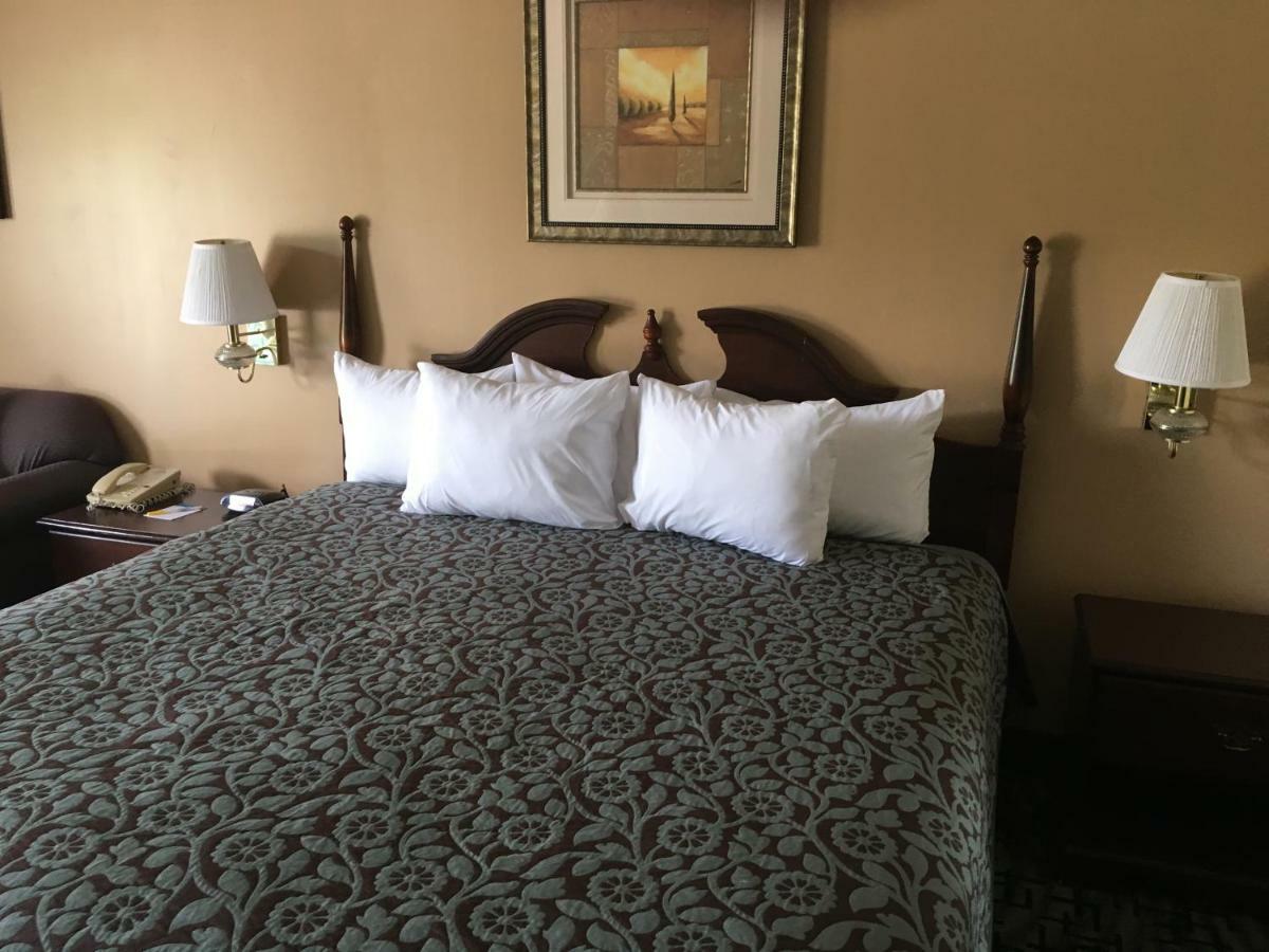 Days Inn By Wyndham Picayune Kültér fotó
